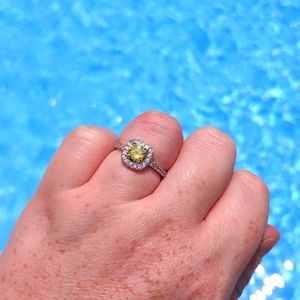 Beautiful Womens Ring